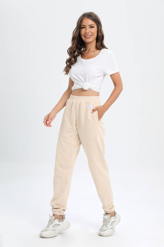 Relaxed Pocket Jogger - Cosmic Latte