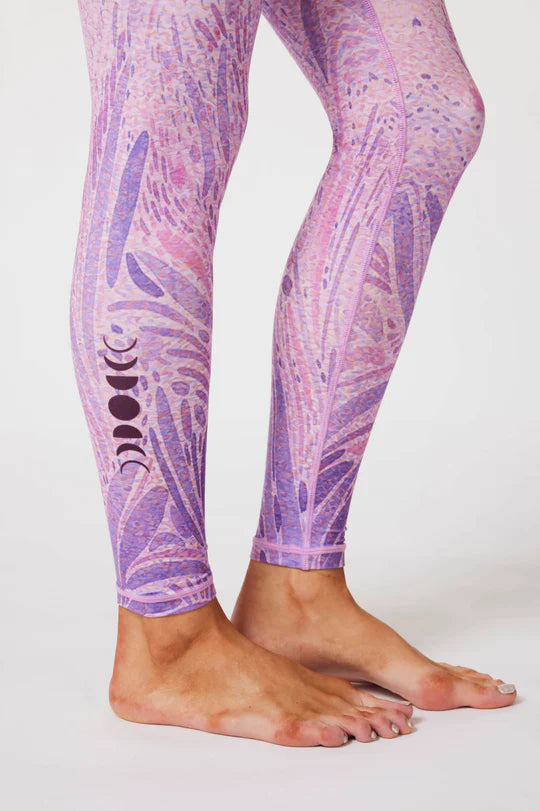 Mystery Goddess Print High-waisted Leggings - Purple